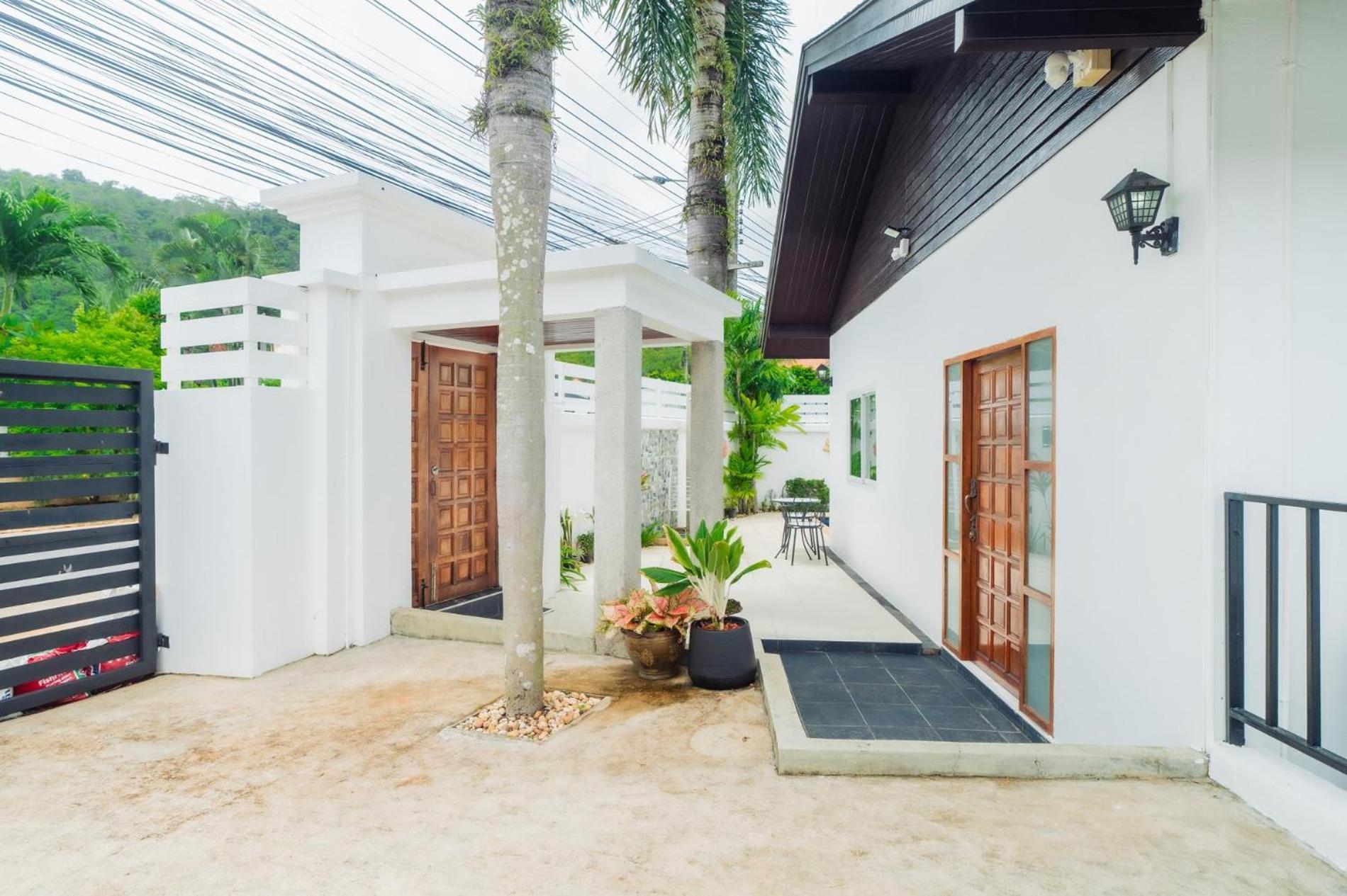 Jasmine Pool Villa In Nai Harn Rawai Esterno foto